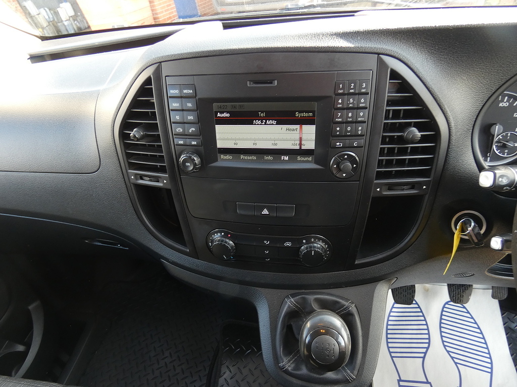 Mercedes-Benz Vito 111Cdi 1.6 115Ps Lwb Twin Sld No Vat U5151 Ulez KP68OUJ White #5