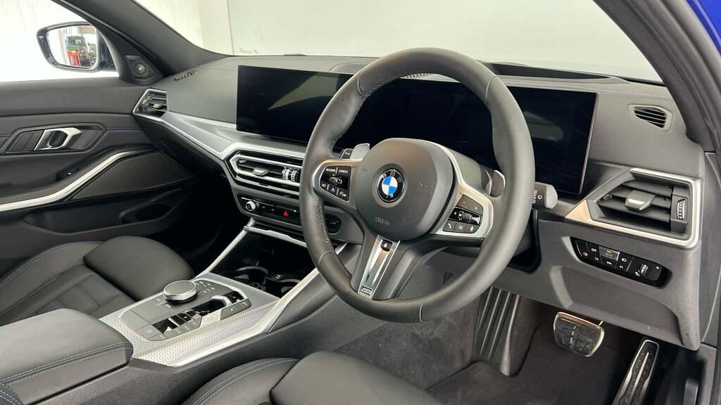 BMW 3 Series 3.0 M340d Mht Touring Hybrid Xdriv Blue #6
