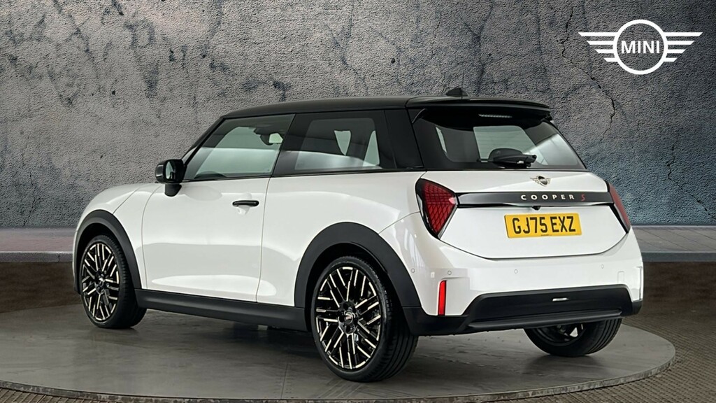 Mini Hatch 2.0S Exclusive Hatchback Steptronic Eur GJ75EXZ White #2