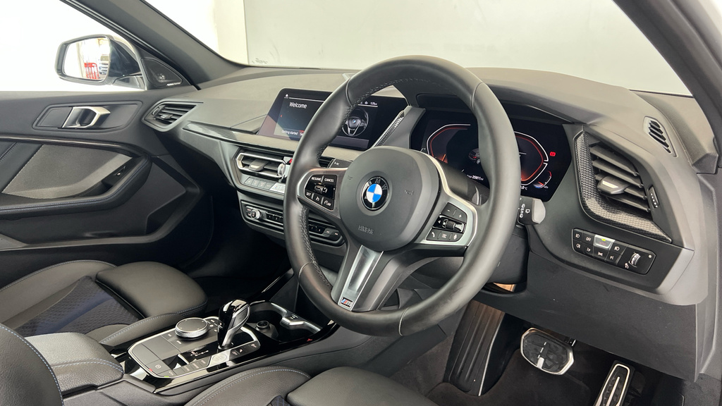 BMW 1 Series 1.5 118I M Sport Lcp Hatchback Dct Eu GD73BDZ White #6