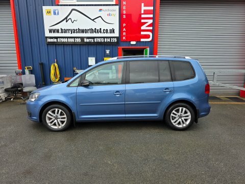 Volkswagen Touran Se Tdi Dsg Blue #5