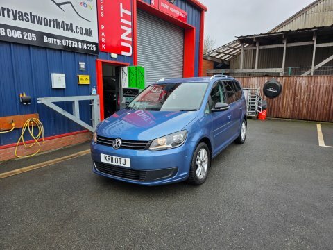 Volkswagen Touran Se Tdi Dsg Blue