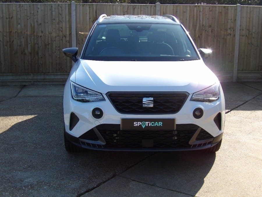 Seat Arona 1.0 Tsi Fr Sport Dsg DK74YGE White #2