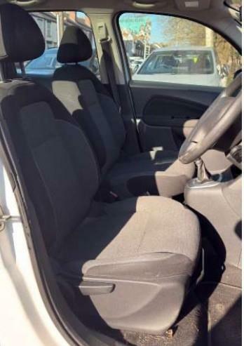 Citroen C3 Picasso Selection White #2