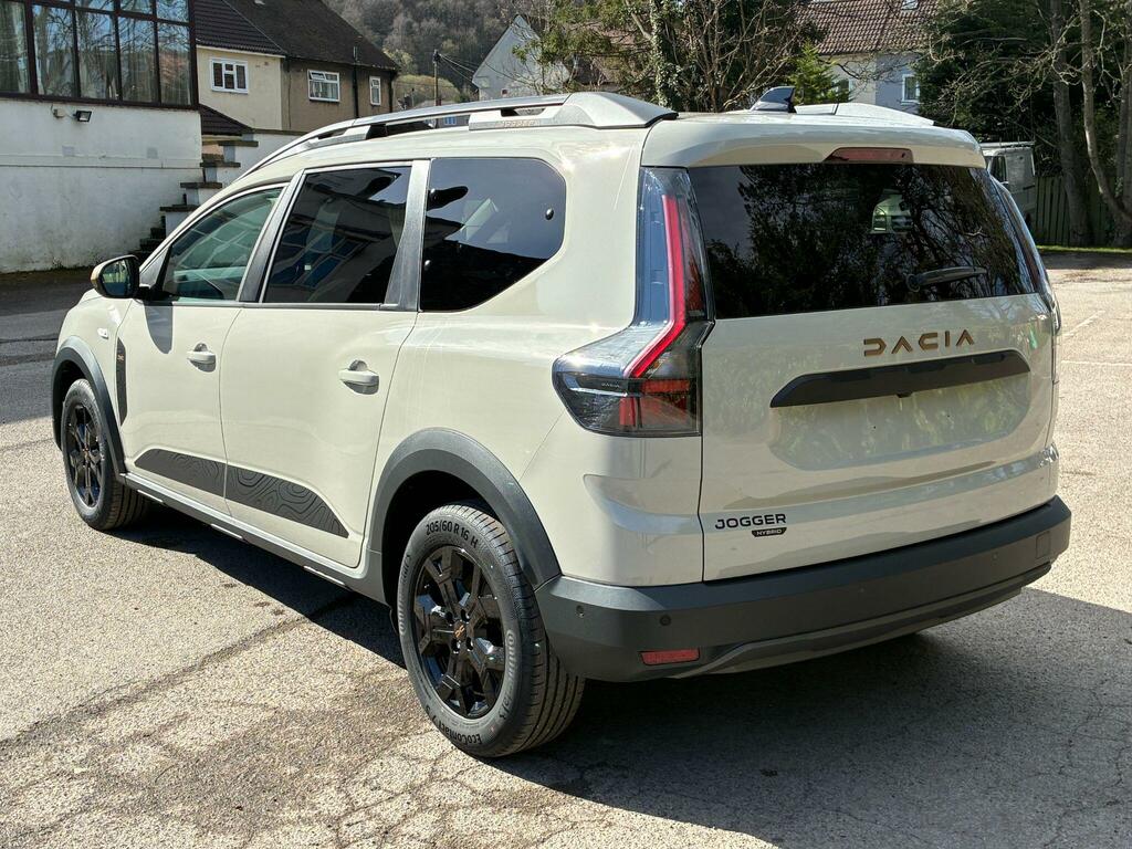 Dacia Jogger 1.8 Hybrid Extreme Euro 6 Ss #4