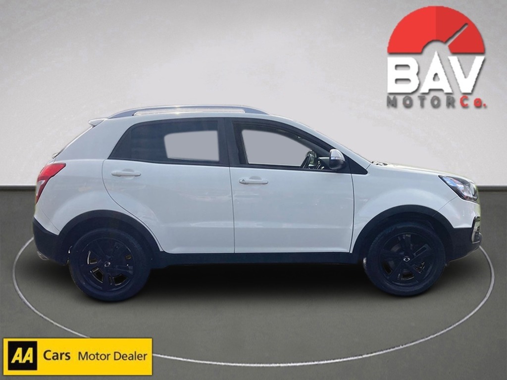 SsangYong Korando D Le White #2