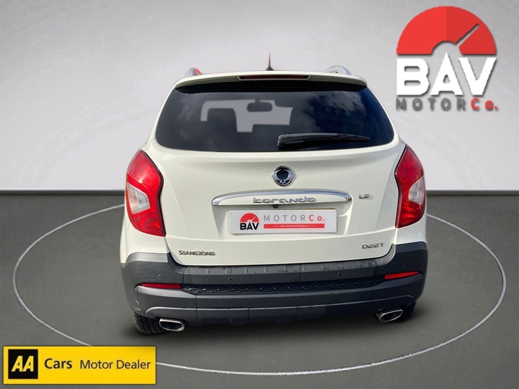 SsangYong Korando D Le White #4