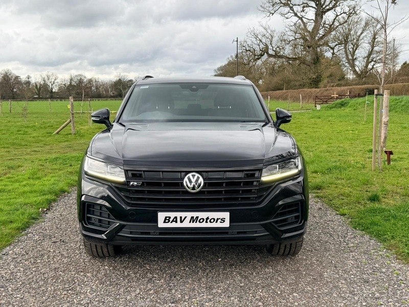 Volkswagen Touareg 3.0 Tdi V6 R-line MGZ7636 Black #2