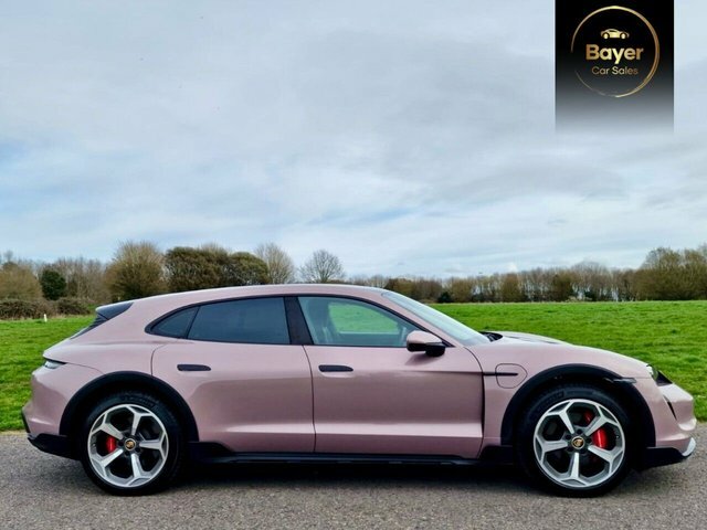 Porsche Taycan Plus 93.4Kwh 4S Cross GP23WBN Pink #2
