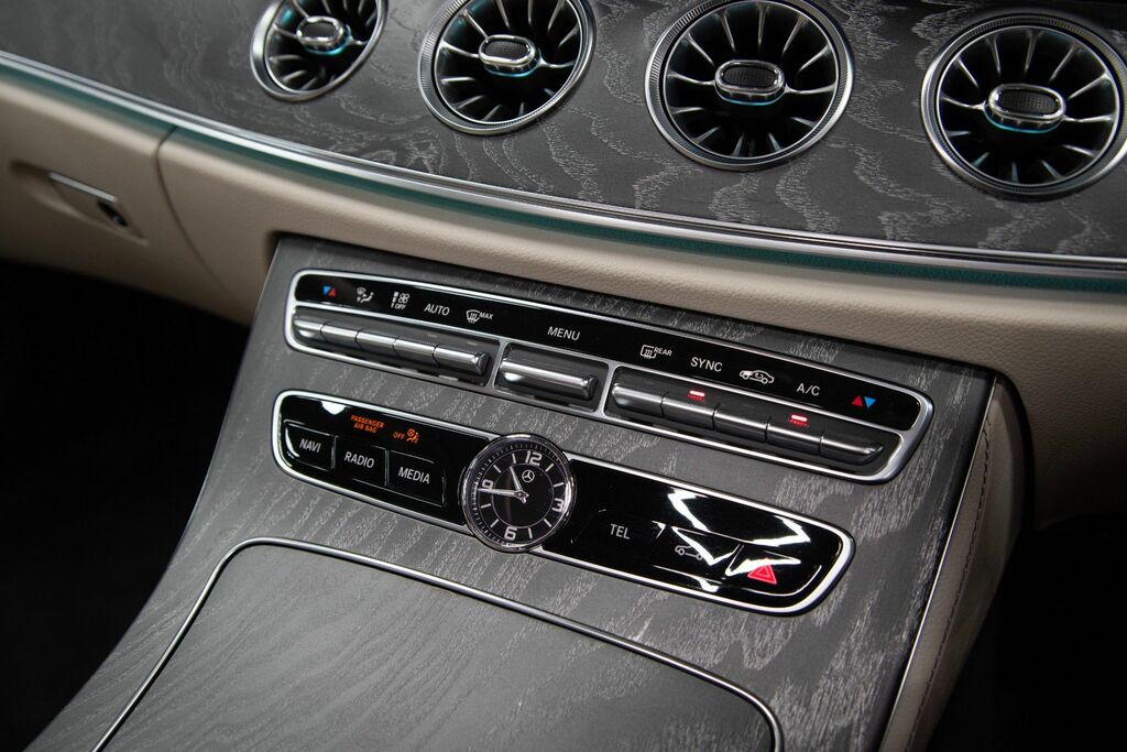 Mercedes-Benz  B 200 Amg Line Premium D Black #32