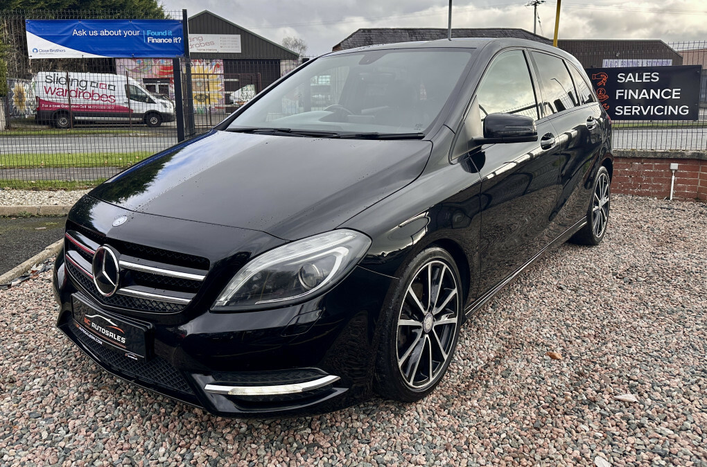 Mercedes-Benz B Class Mpv EO64YXL #2