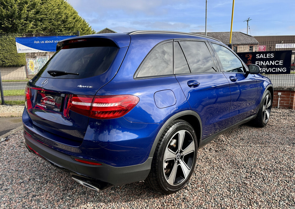 Mercedes-Benz GLC Class Glc 220 Urban Edition D 4Matic GX19PYA Blue #4