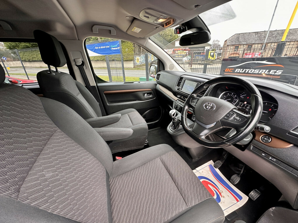 Toyota Proace Verso Diesel #5
