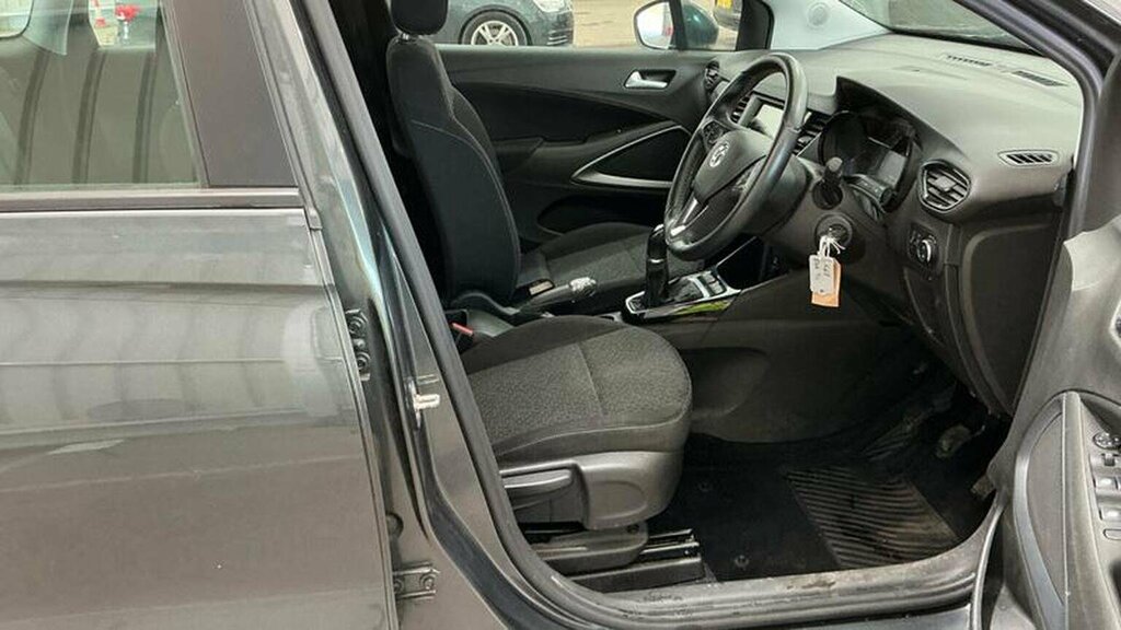 Vauxhall Crossland X Suv 1.2 Turbo Ecotec Se Euro 6 Ss 201767 CK67DVA Grey #6