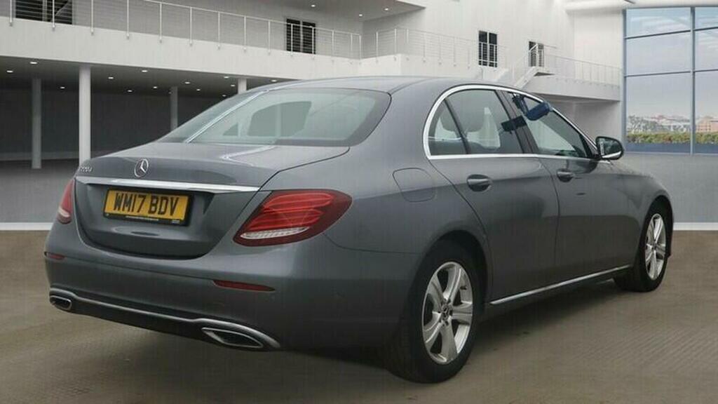 Mercedes-Benz E Class Saloon 2.0 E220d Se G-tronic Euro 6 Ss 20 WM17BDV Grey #4