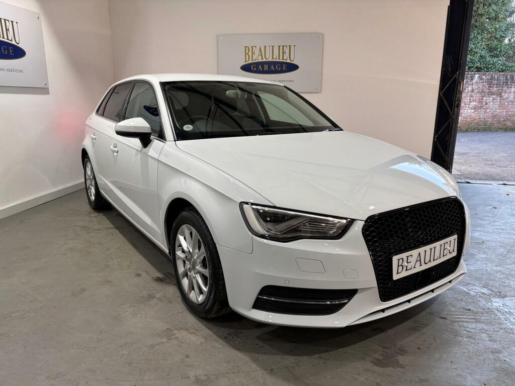 Audi A3 1.4 Tfsi Sport Sportback S Tronic Euro 5 Ss White #4