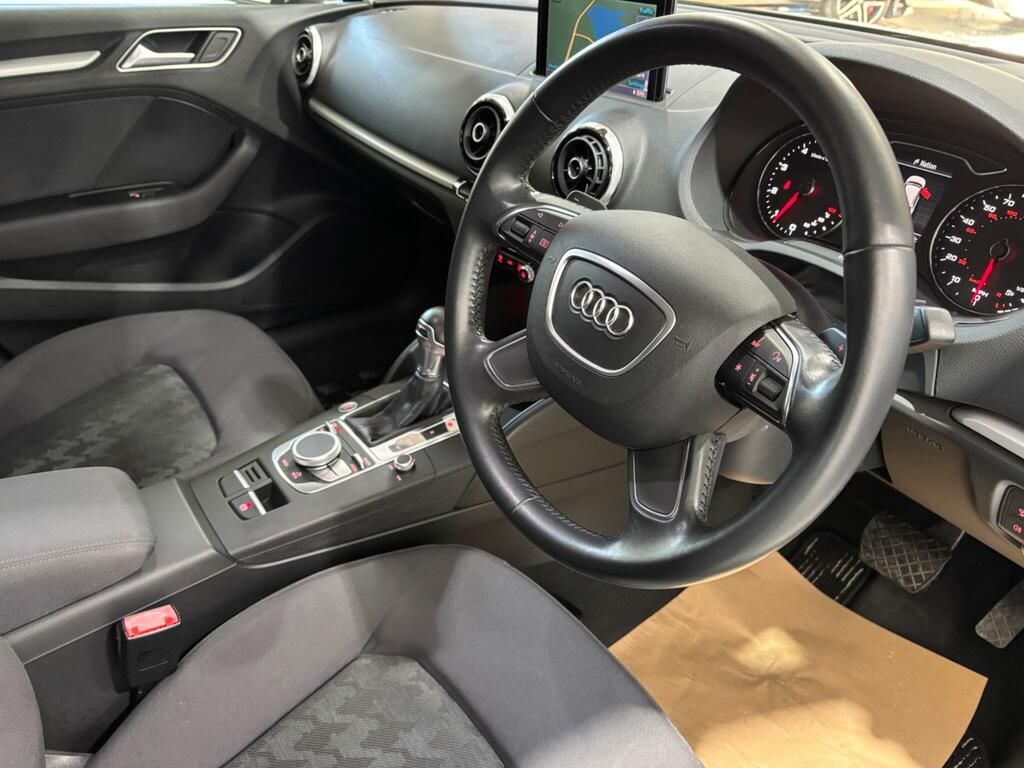 Audi A3 1.4 Tfsi Sport Sportback S Tronic Euro 5 Ss White #3