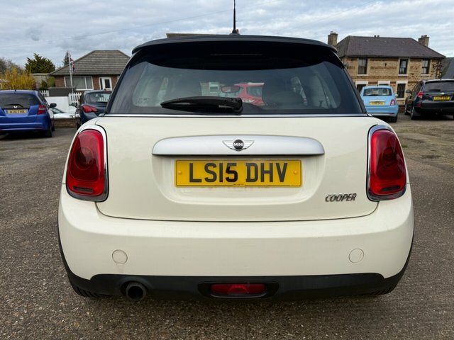 Mini Hatch Cooper Hatchback LS15DHV White #6