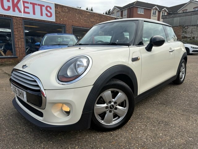 Mini Hatch Cooper Hatchback LS15DHV White #3