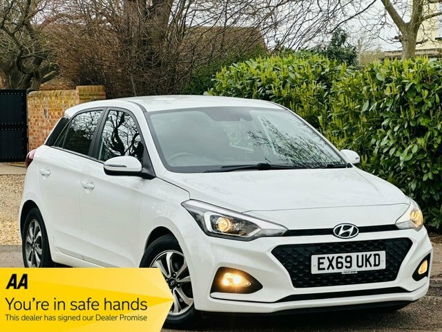 Hyundai I20 1.2 Se Launch Edition Hatchback White