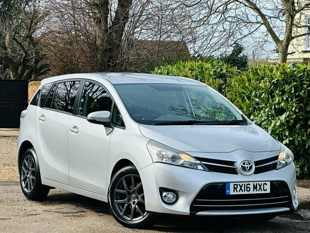 Toyota Verso 1.8 V-matic Trend Mpv Multidrive S Euro Silver #2