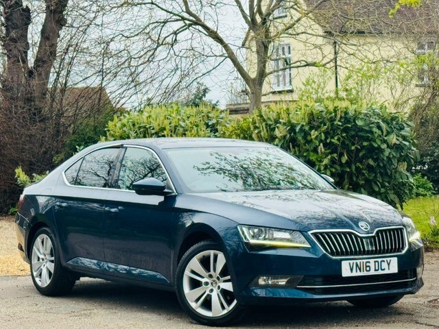 Skoda Superb 2.0 Tdi Se L Executive Hatchback Dsg Au Blue #3