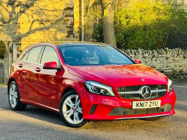 Mercedes-Benz A Class 1.6 A200 Sport Premium Plus Hatchback KN17ZYU Red #4