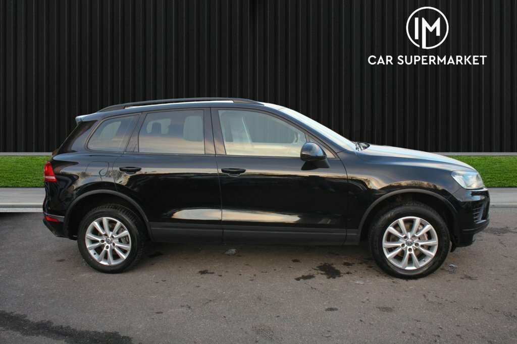 Volkswagen Touareg 3L Escape YA16PPF Black #6
