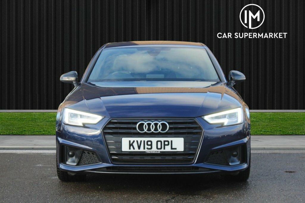 Audi A4 2L Black Edition Blue