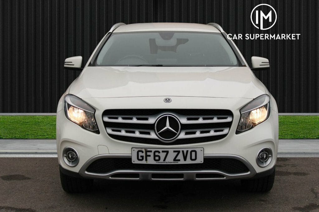 Mercedes-Benz GLA Class 1.6L Sport White