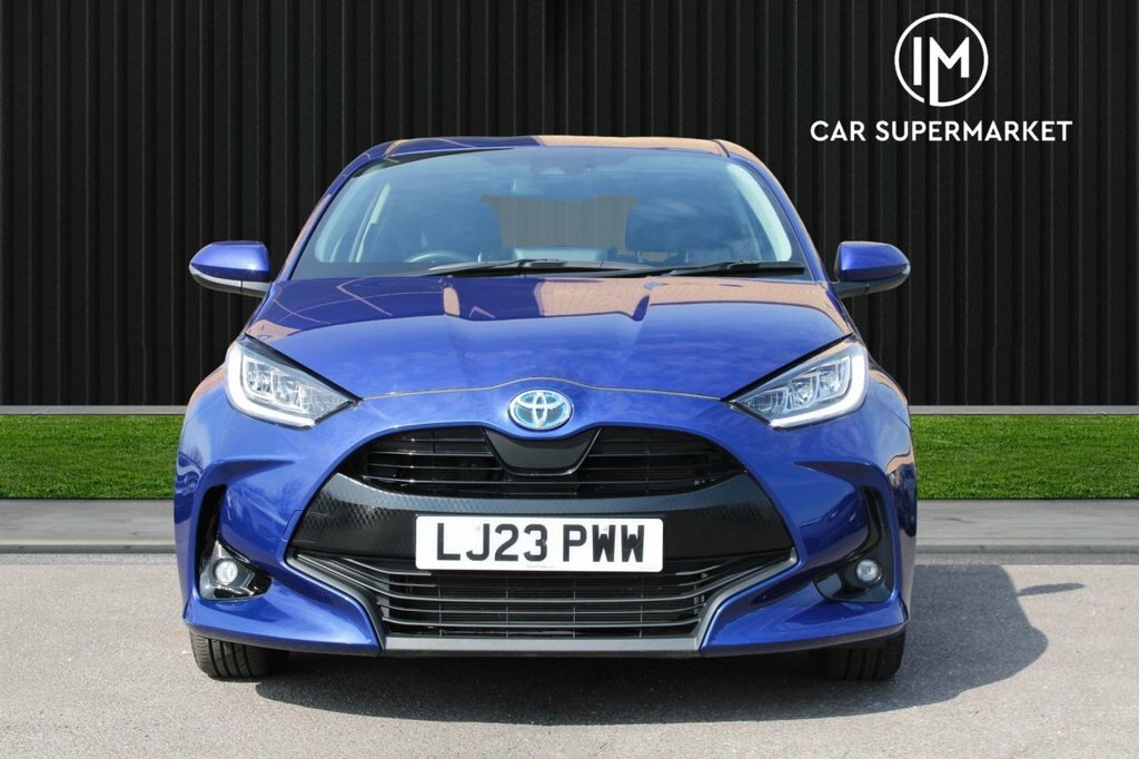 Toyota Yaris 1.5L Design Blue
