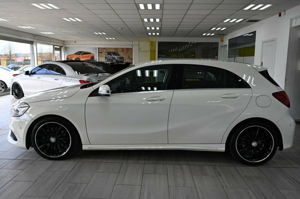 Mercedes-Benz A Class 2.1L Amg Line BX66YFR White #4