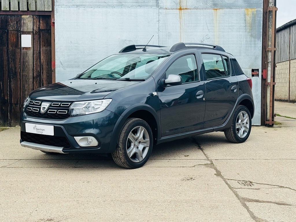Dacia Sandero Stepway Tce Comfort U3228 Ulez MT68GRZ Grey #2