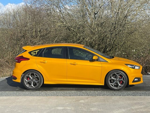 Ford Focus 2.0 Tdci St-3 Hatchback Euro 6 P77CLT Yellow #3
