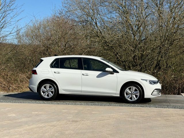 Volkswagen Golf 1.5 Tsi Life Hatchback Euro 6 S MK20KYG White #4