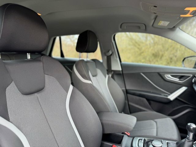 Audi Q2 1.0 Tfsi Sport Suv Euro 6 S S YF18MDY Black #4