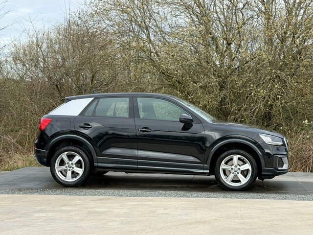 Audi Q2 1.0 Tfsi Sport Suv Euro 6 S S YF18MDY Black #3