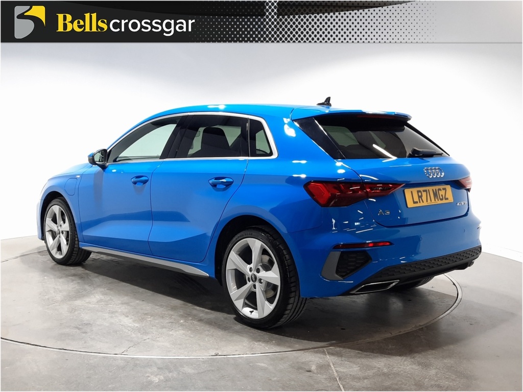 Audi A3 40 Tfsi E S Line S Tronic LR71MGZ Blue #5