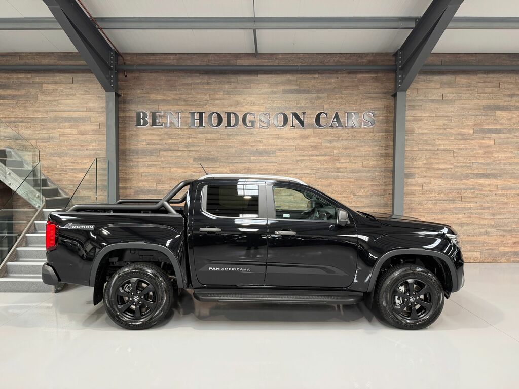 Volkswagen Amarok 3.0 Tdi V6 Panamericana Black #3