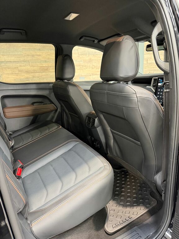 Volkswagen Amarok 3.0 Tdi V6 Panamericana Black #6