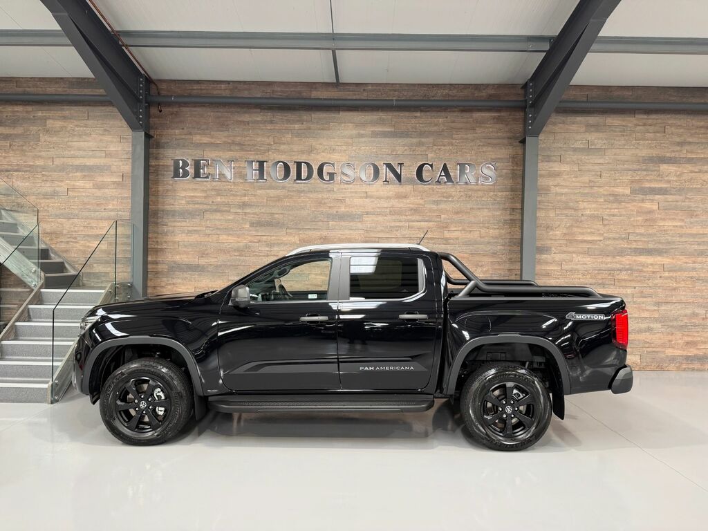 Volkswagen Amarok 3.0 Tdi V6 Panamericana Black #2