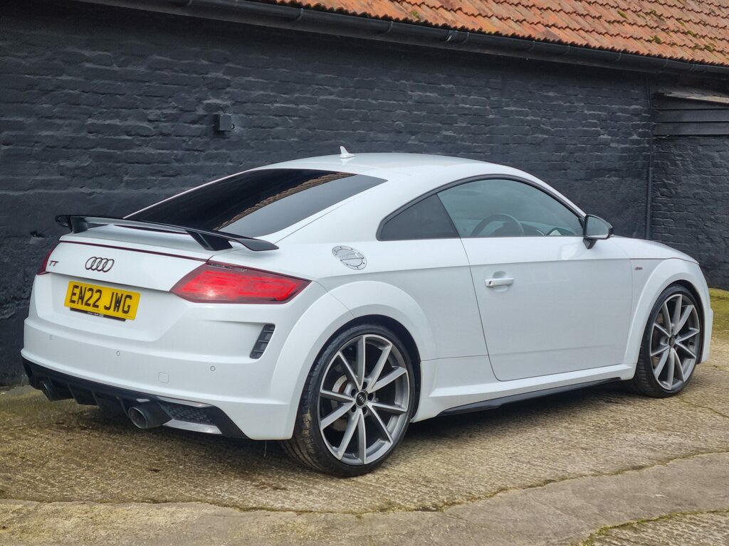 Audi TT 2.0 Tfsi 40 Black Edition S Tronic Euro 6 S S EN22JWG White #4