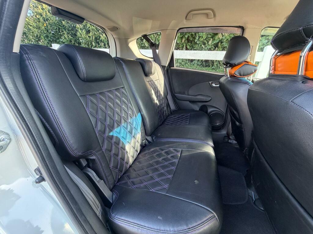 Honda Fit Hatchback #24