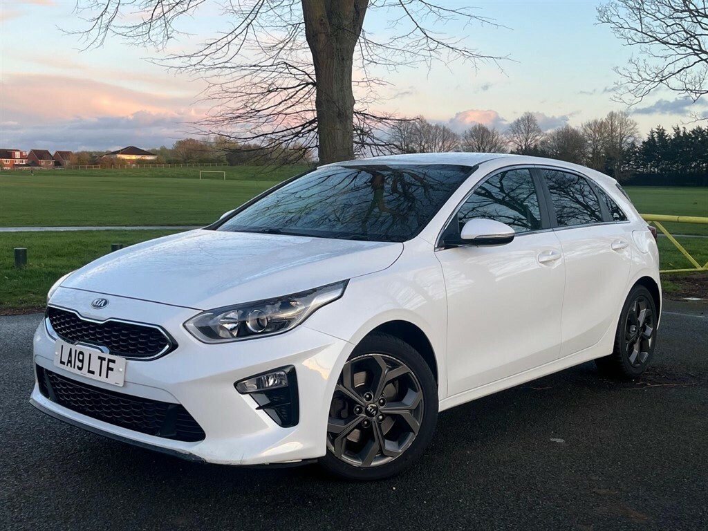 Kia Ceed 1.6 Crdi 3 Dct Euro 6 Ss White