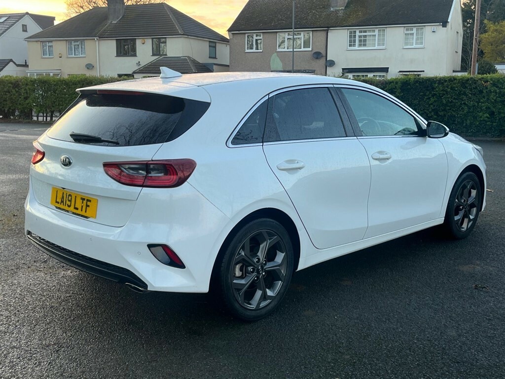 Kia Ceed 1.6 Crdi 3 Dct Euro 6 Ss White #4