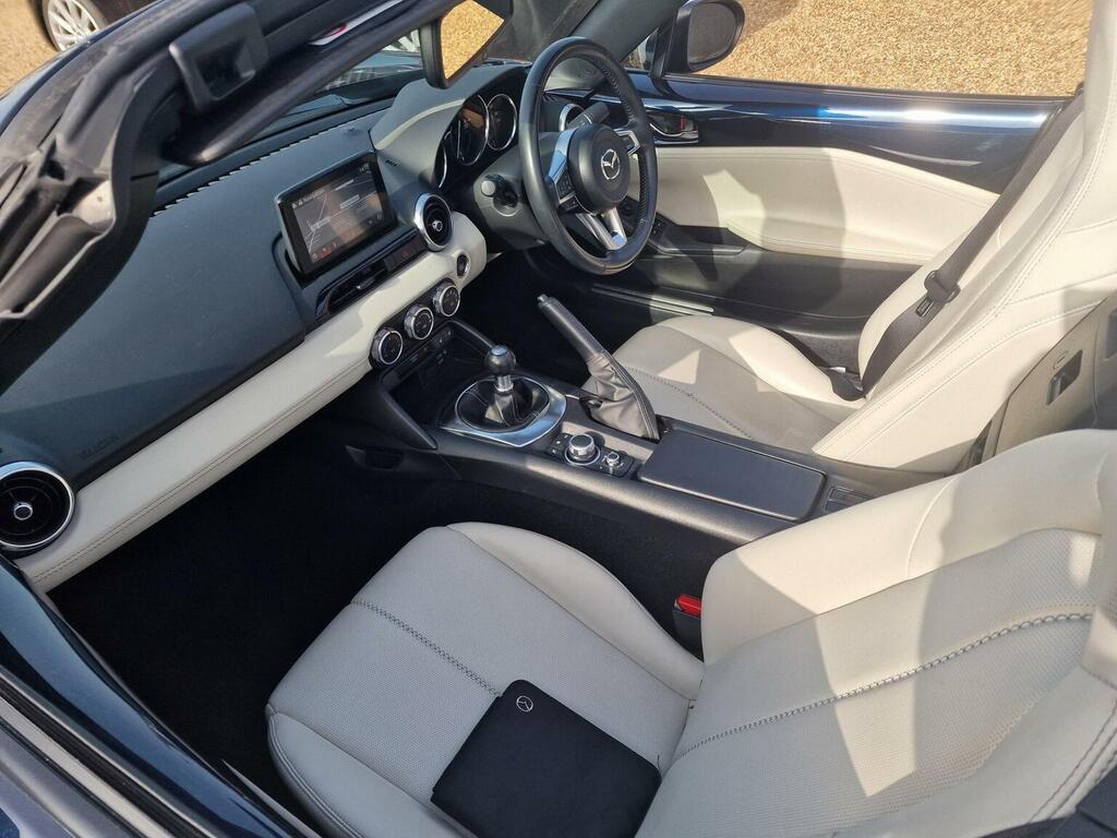 Mazda MX-5 Convertible 1.5 Skyactiv-g Sport Venture Euro 6 S Blue #4