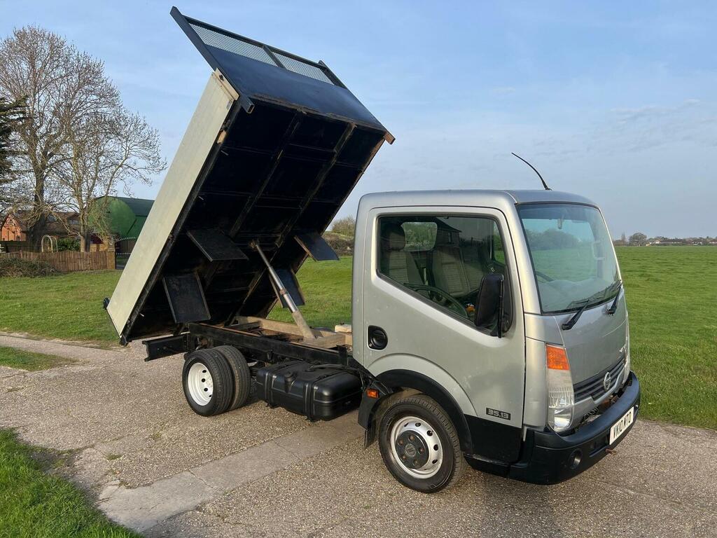 Nissan NT400 Chassis Cab 2.5 Dci 34.11 Basic L1 201010 White #1