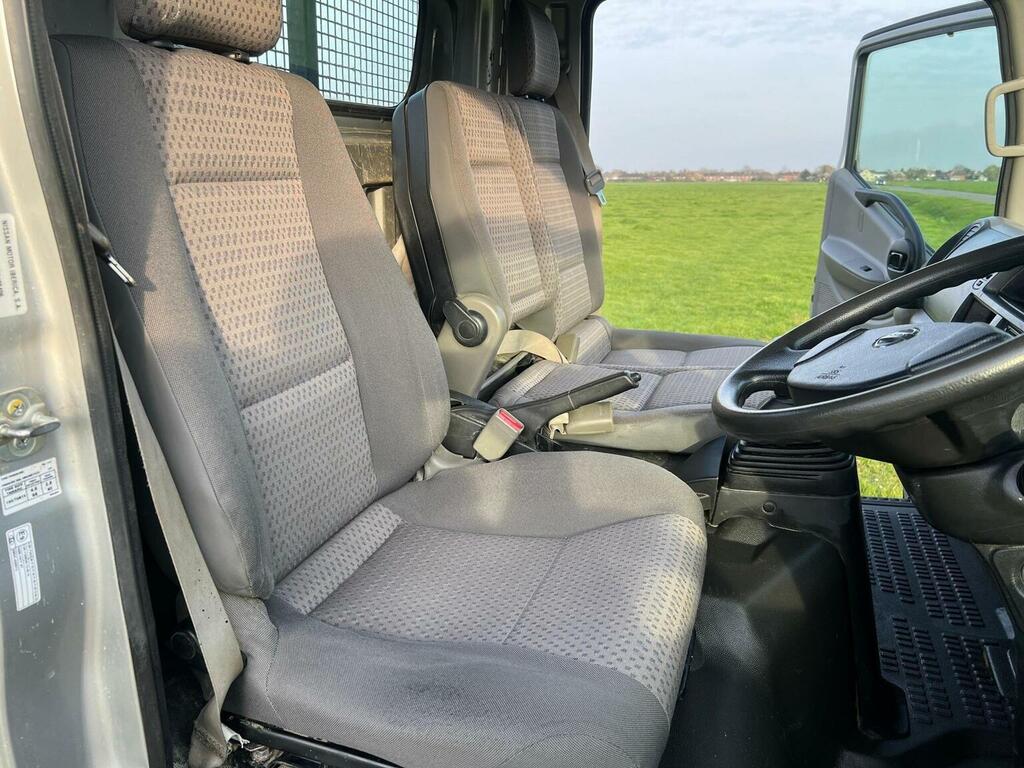 Nissan NT400 Chassis Cab 2.5 Dci 34.11 Basic L1 201010 White #3