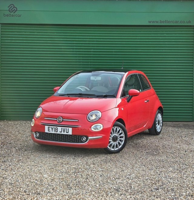 Fiat 500 Lounge Hatchback Pink