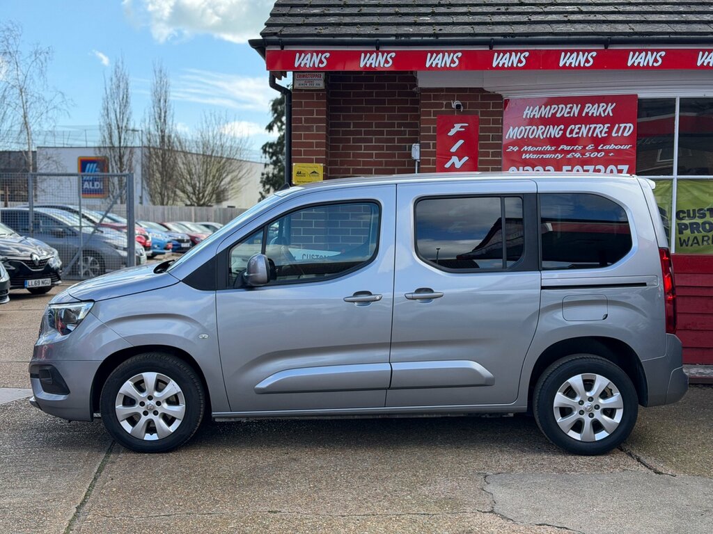 Vauxhall Combo Life 1.5 Turbo D Se Mpv Euro 6 Ss WN21MUO Grey #6